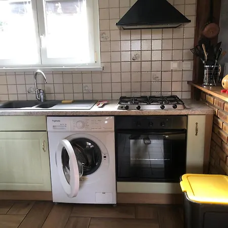 Maison D'hotes Au Pied Du Chateau Guest house